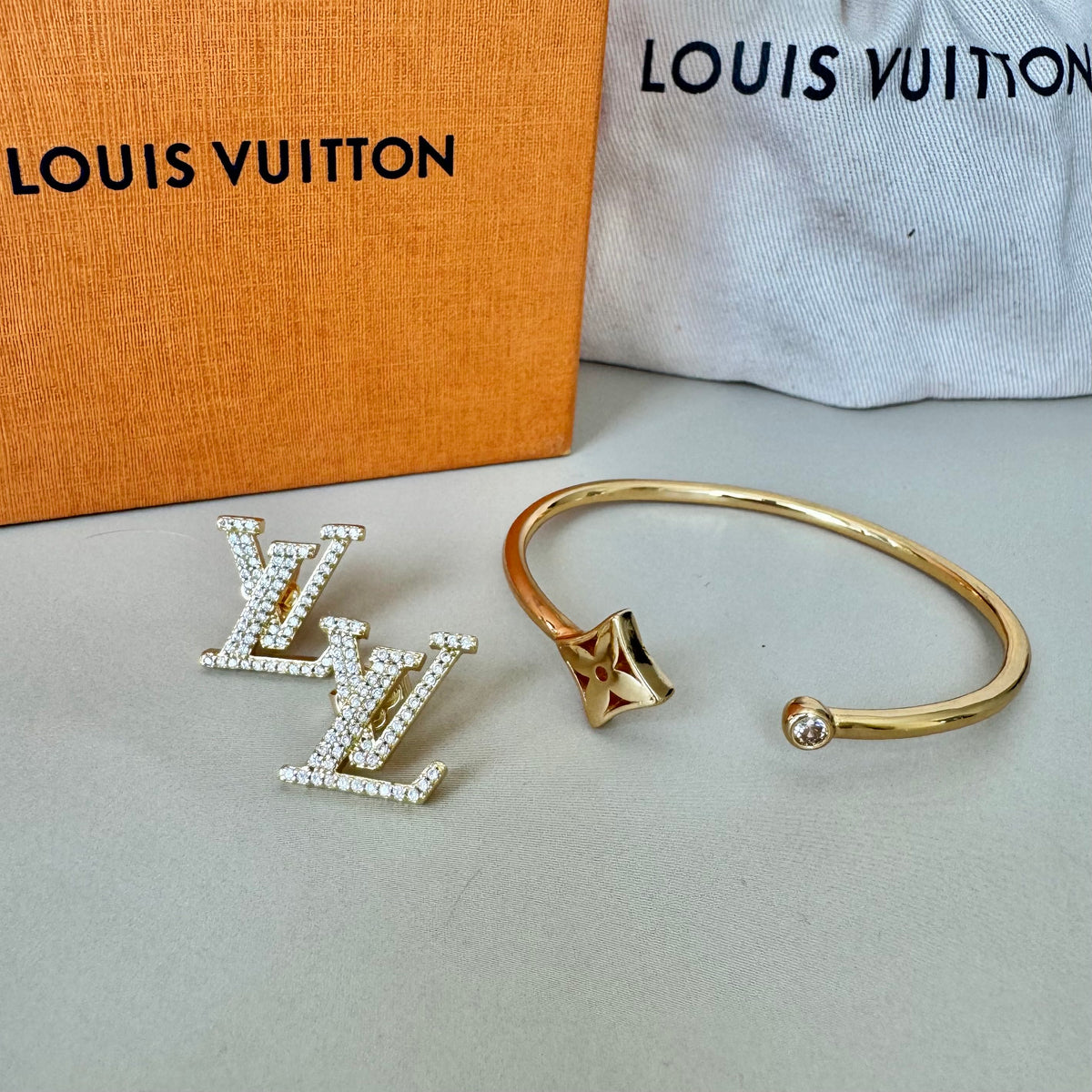 Idylle Blossom Twist Bracelet, Gold