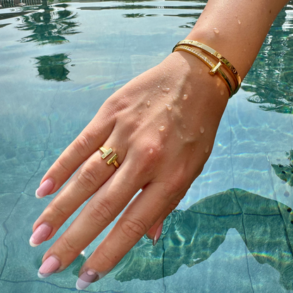 T1 Narrow Diamond Hinged Bracelet